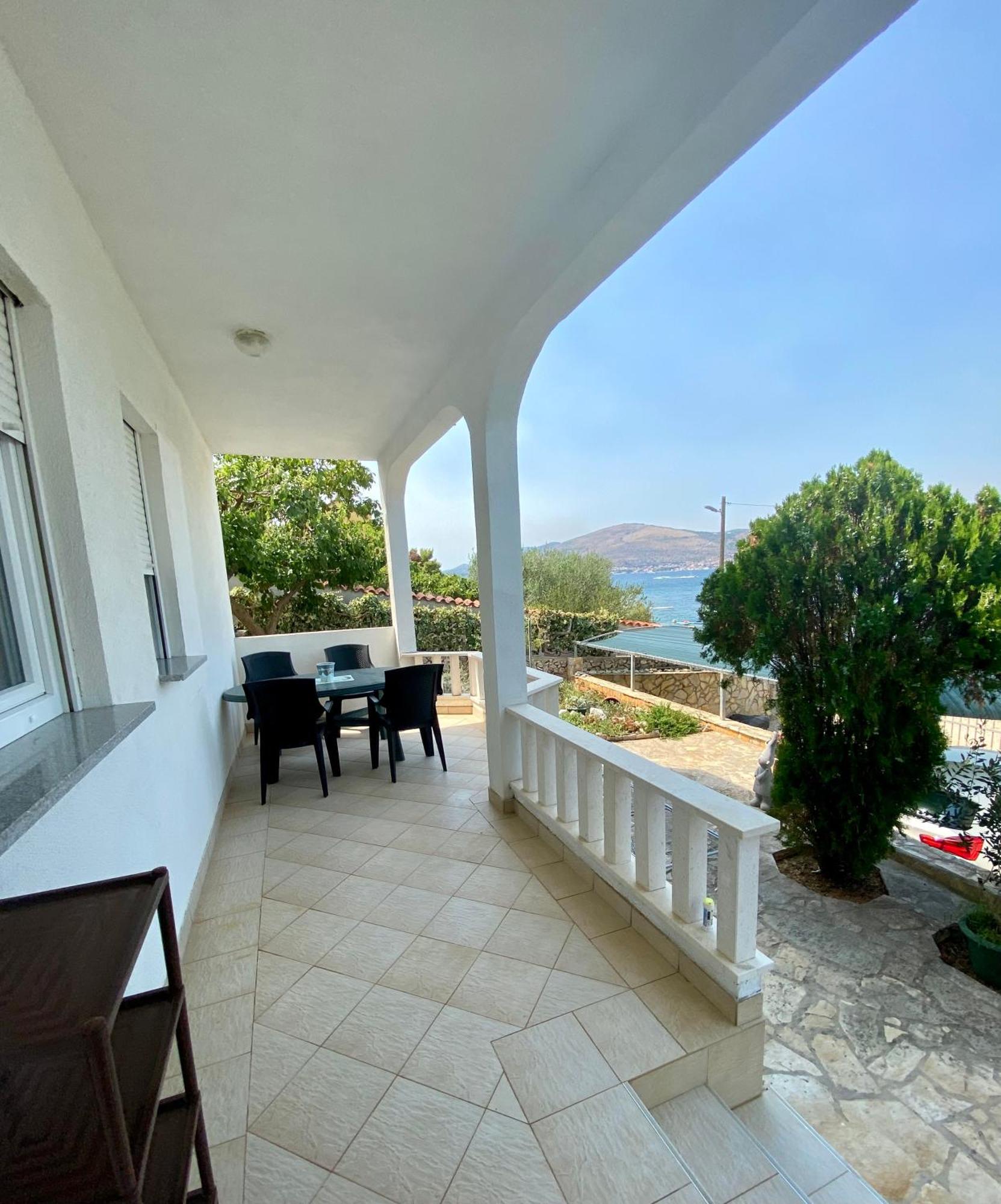 Apartments Iva Alla Trogir Kültér fotó