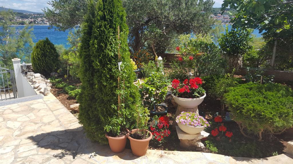 Apartments Iva Alla Trogir Kültér fotó
